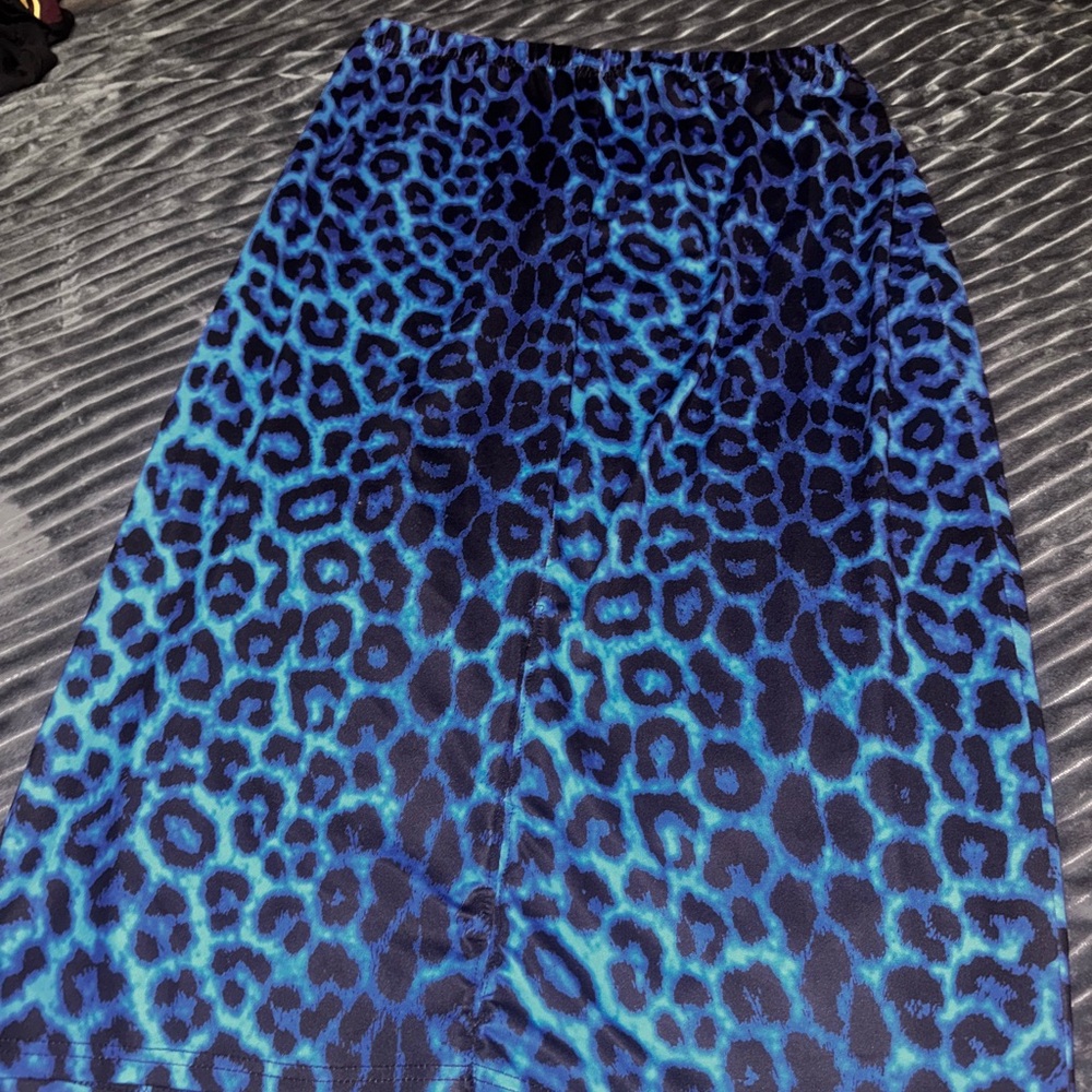 Source Unknown Vibrant Blue Animal Print Pencil Skirt